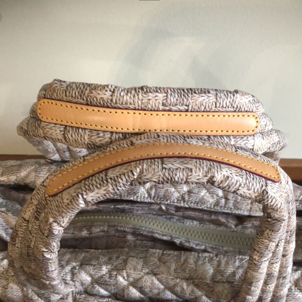 MZ Wallace NWT Designer Metro Quilted Tote Deluxe in Tan - Picture 14 of 16